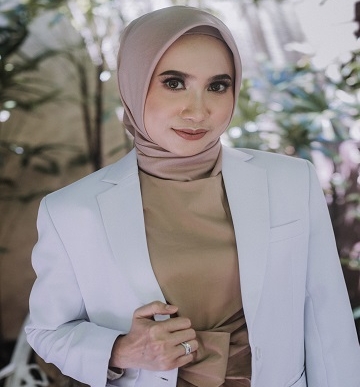 dr. Vinca Desyandri, Sp.M