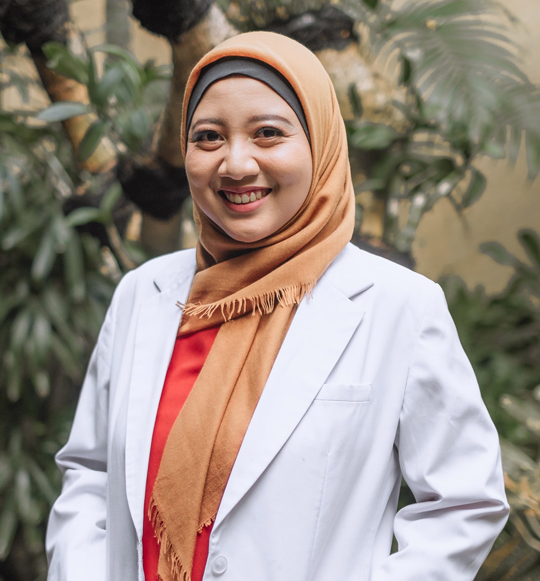 dr. Aquirina Caesari Putri, Sp.M